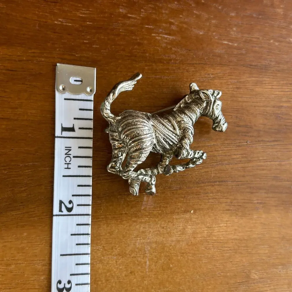 Vintage Running Zebra Brooch | Silver Tone Textured Animal Pin | Rhinestone Eye